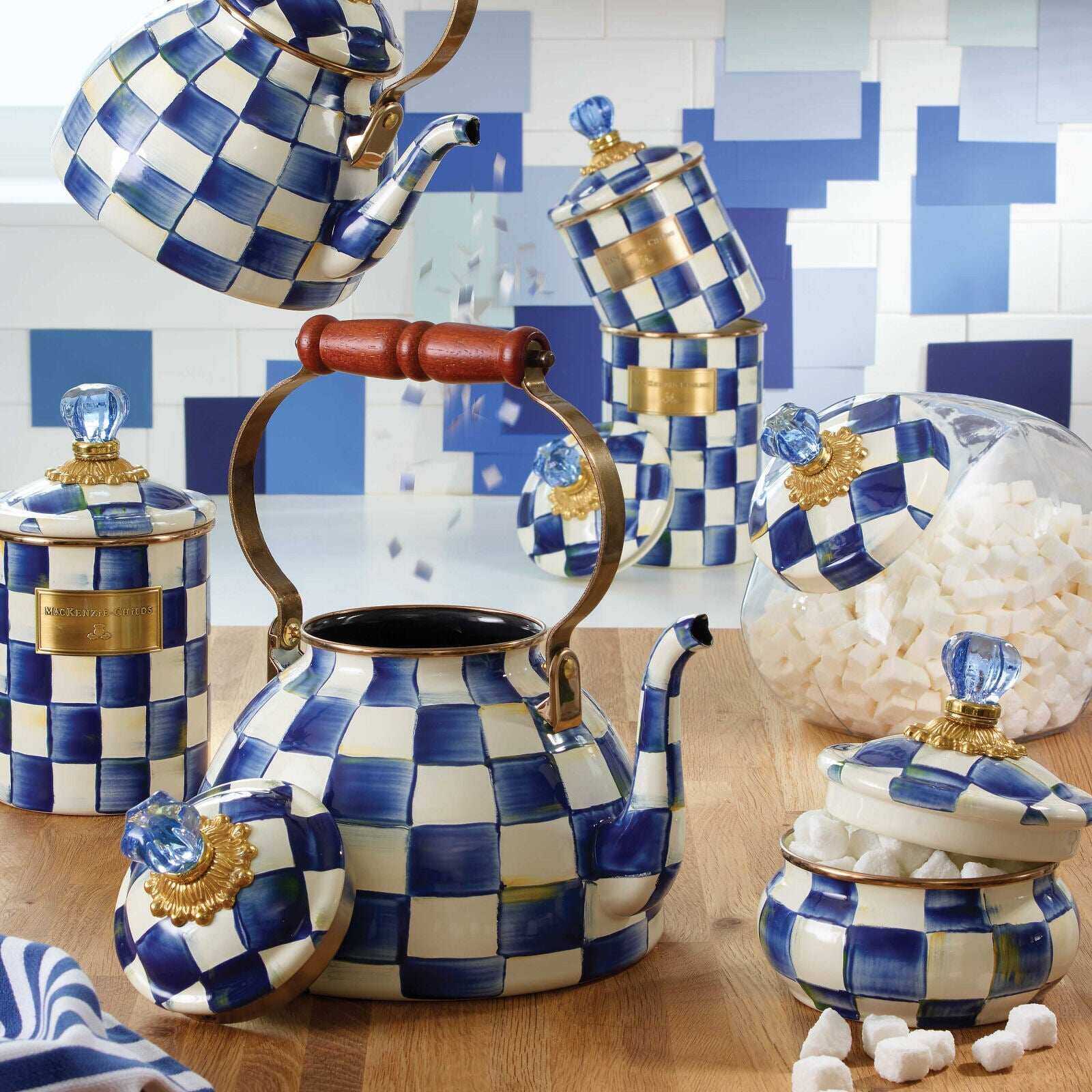 Royal Check Blue Enamel Tea Kettle by Mackenzie-Childs 1,89L